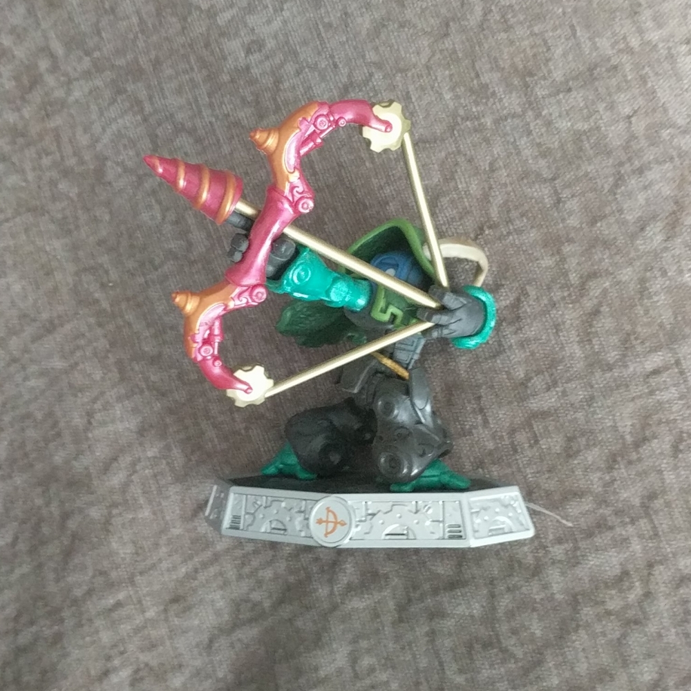 Figurine